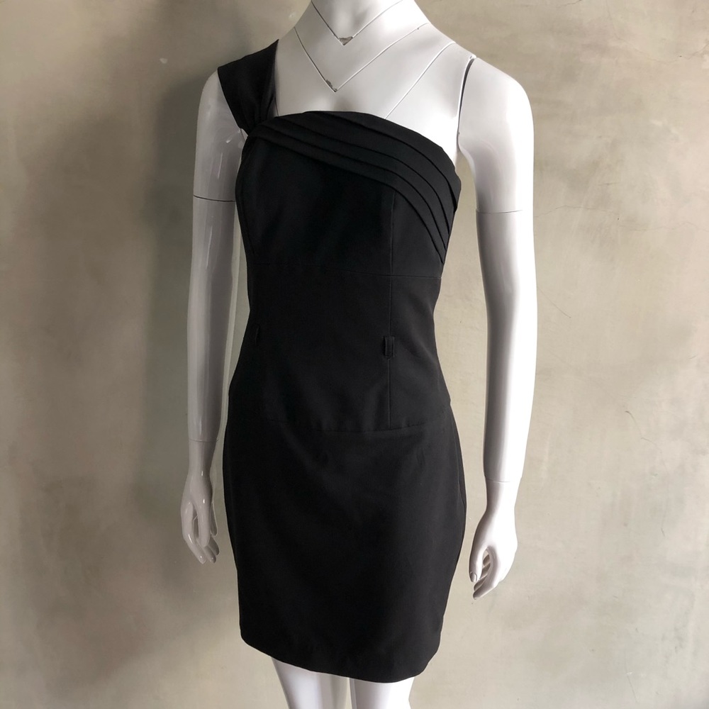 Black Halo | One-Shoulder LBD